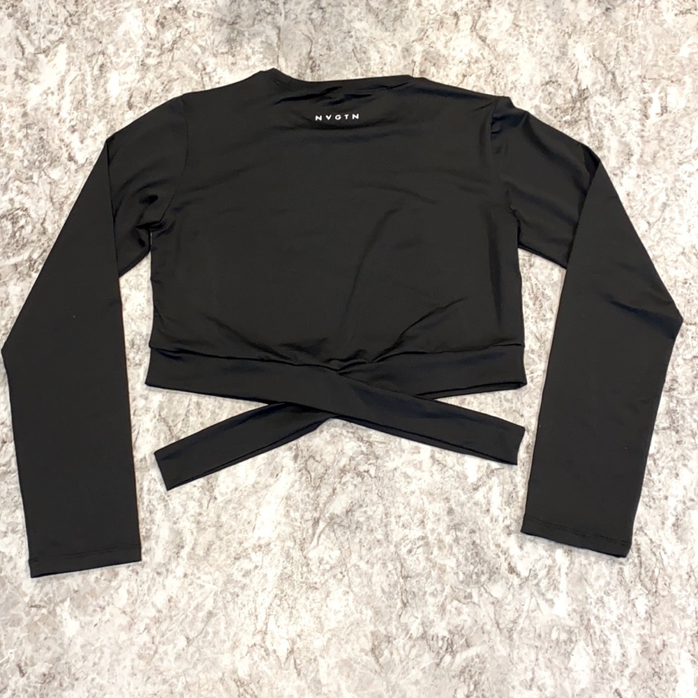 NWOT NVGTN workout top